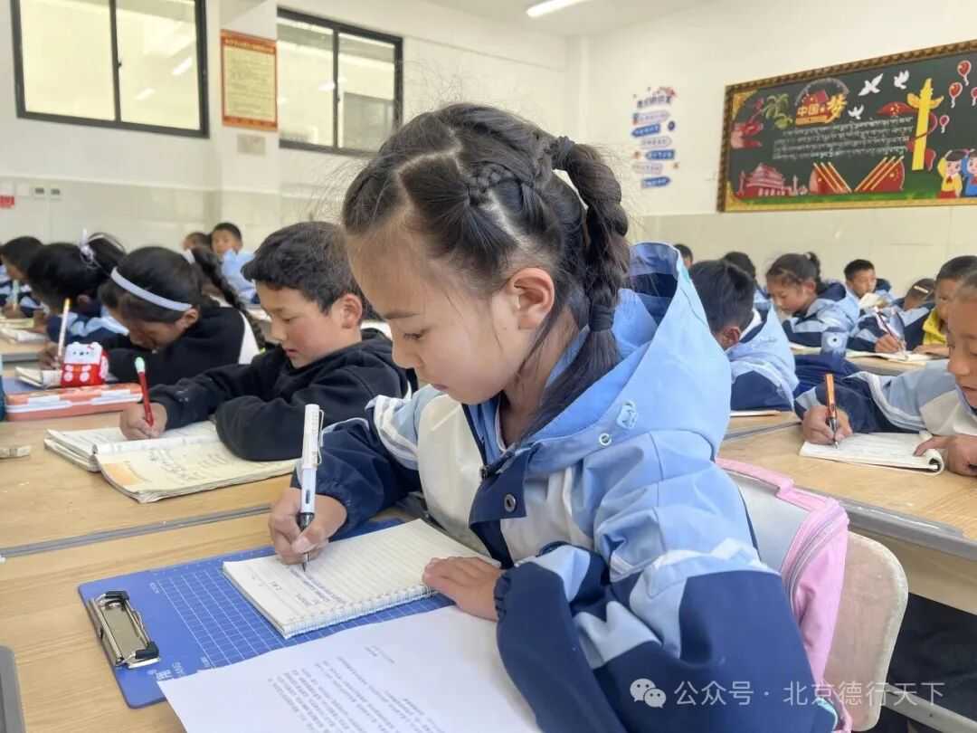 一对一进行时|一份助学金，点亮 34 颗逐梦星